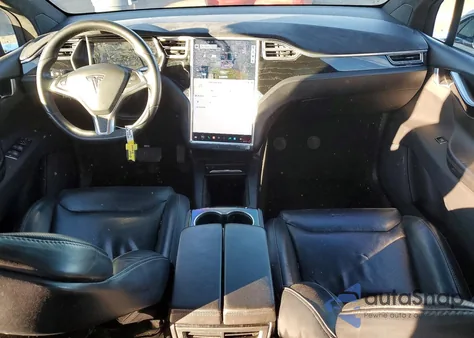 2016 Tesla Model X z USA, uszkodzony, nr VIN 5YJXCAE24GF007356